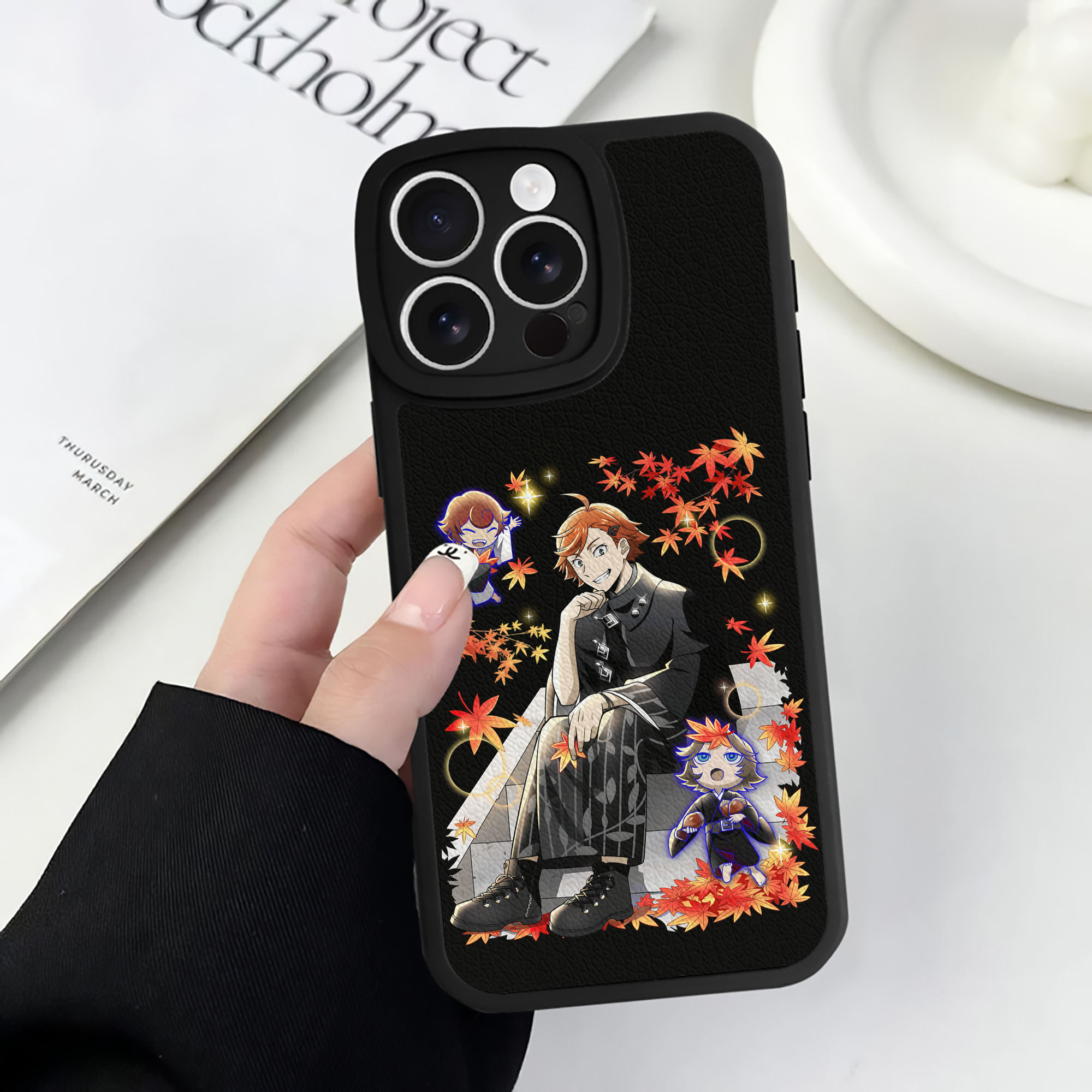（画像用） 文豪ストレイドッグス Bungo Stray Dogs 【iPhone 16シリーズ対応】シリコンスマホケース（レザー調） 材質：シリコン